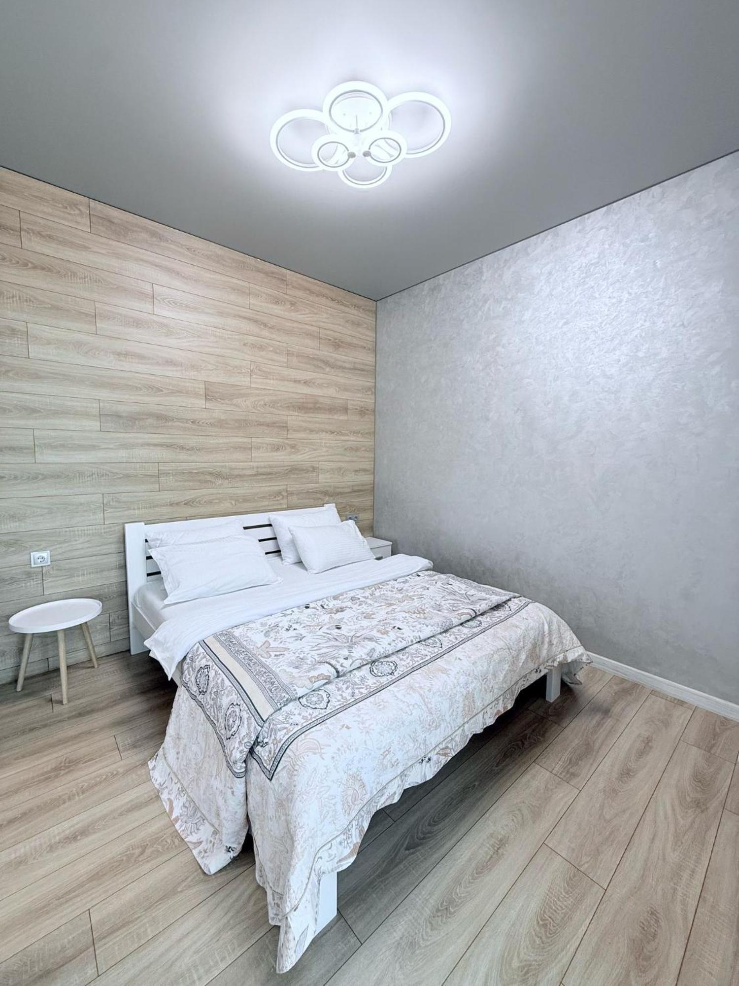 אודסה Gagarin Plaza Apartments מראה חיצוני תמונה
